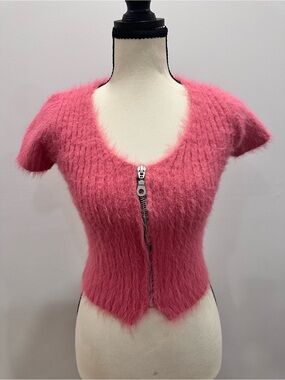 The Ragged Priest Pink Fuzzy V-Neck Zip-Front Crop Sweater Eyelash Size Small